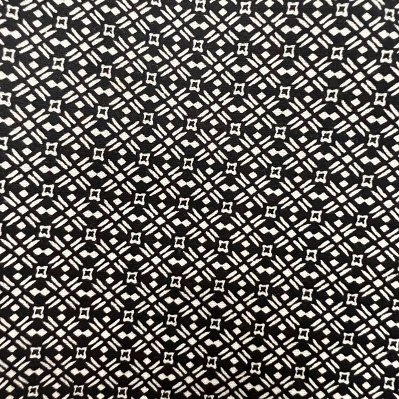 Hilary Radley Black and White capri woman’s. - Picture 6 of 8